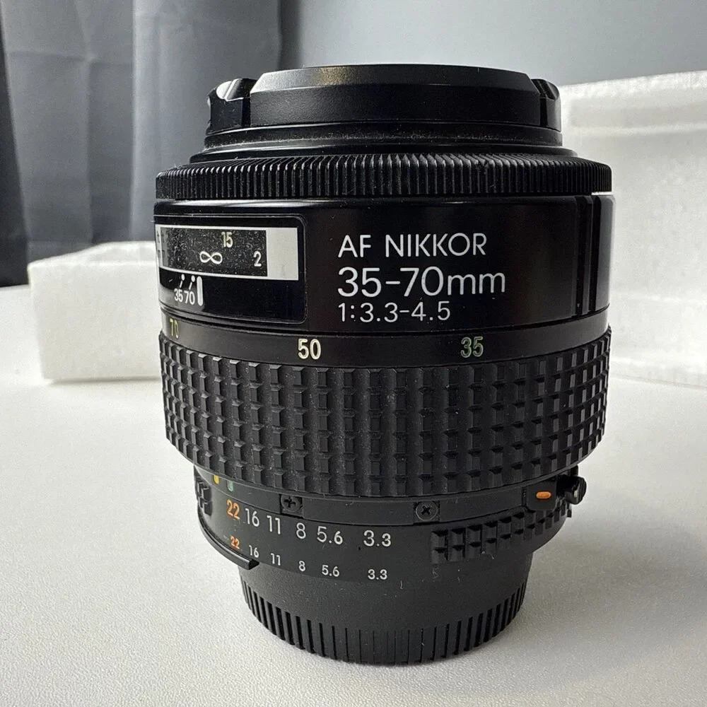 Nikon AF NIKKOR 35-70mm Macro f/3.3-4.5 Autofocus Camera Lens w/Box Caps Papers